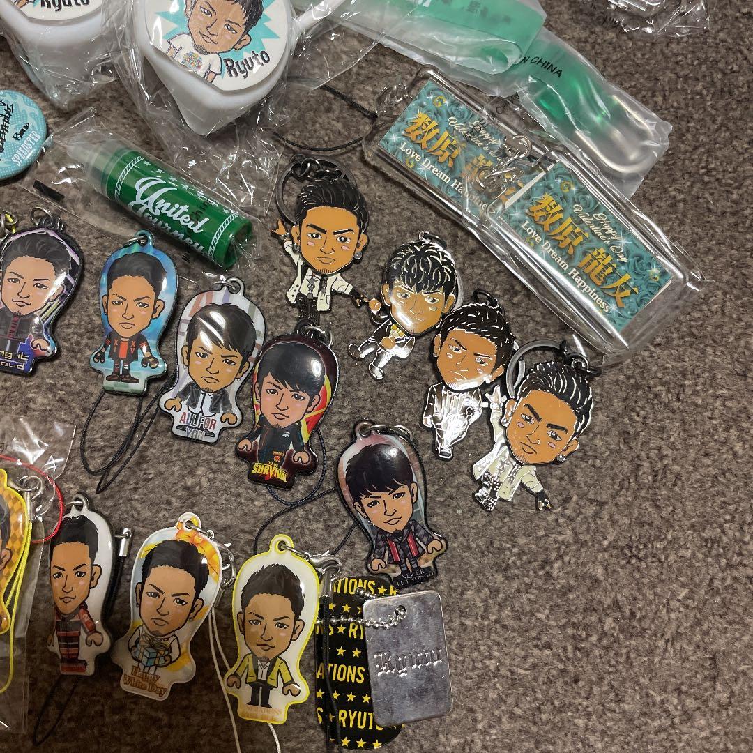 数原龍友グッズ