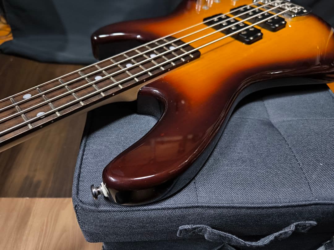 G&L L-2000 tribute エレキベース Bass