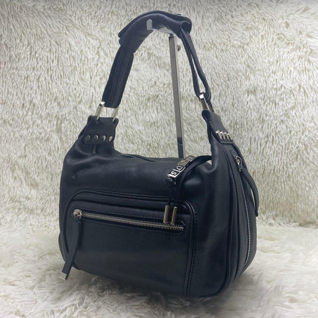 【美品】トッズ ワンショルダーバッグ キューブ オールレザー スタッズ 黒