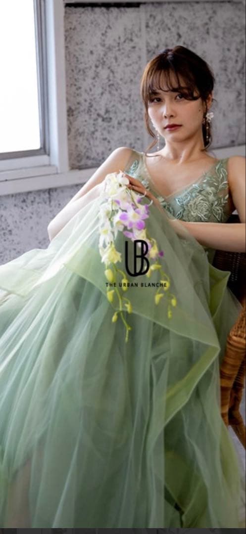 ⭐︎年末までの限定価格⭐︎THE URBAN BLANCHE カラードレスグリーン