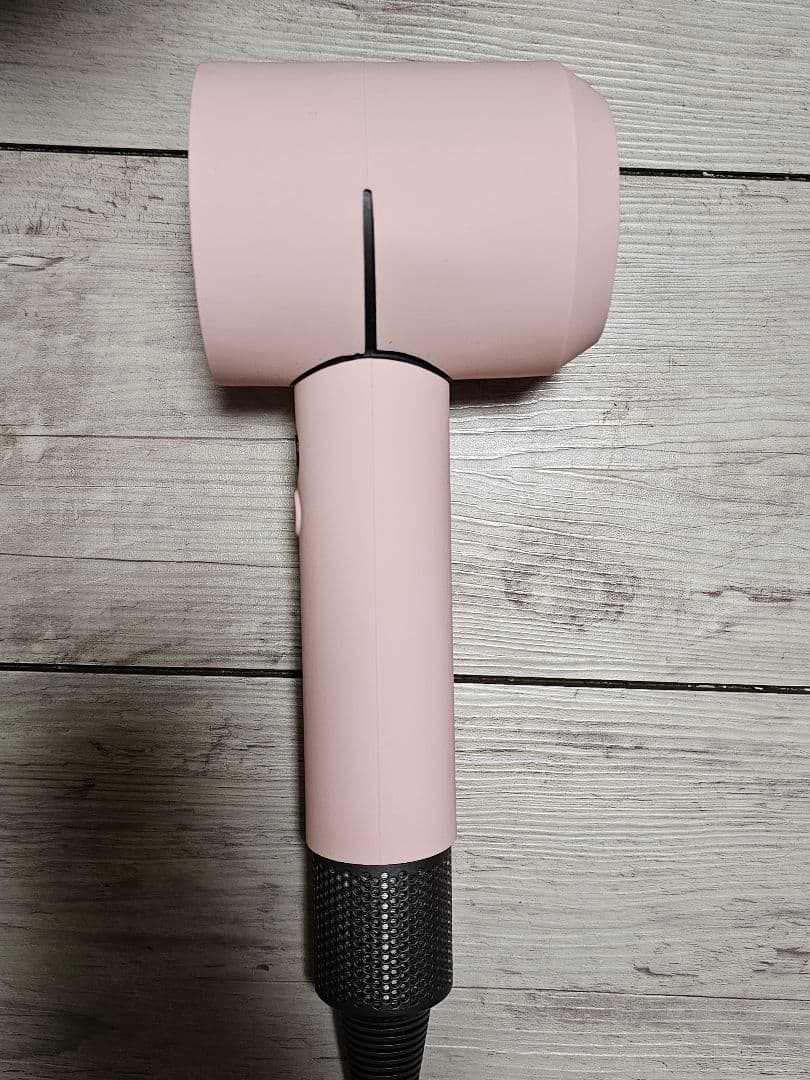 週末限定　新品シリコンカバー付　ダイソン　メンテナンス済み　Dyson hd08