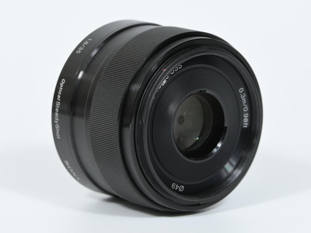 【美品】 ソニー　SONY E 35mm F1.8 OSS SEL35F18