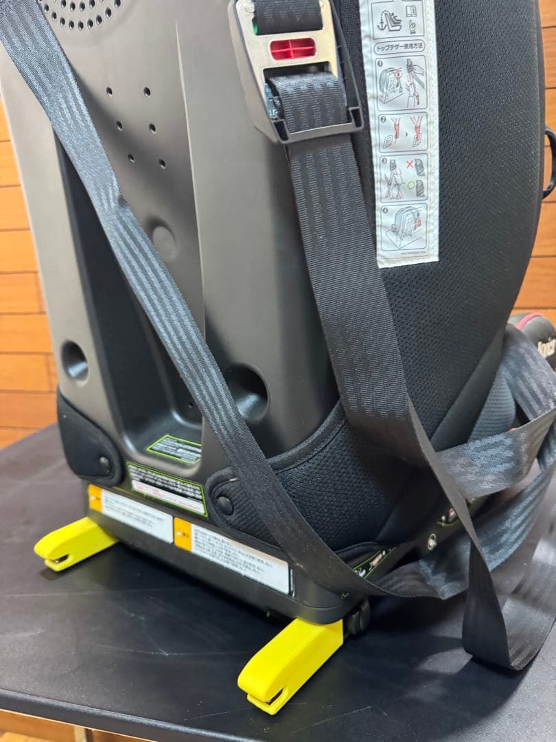 アップリカ フォームフィット チャイルドシート ISOFIX