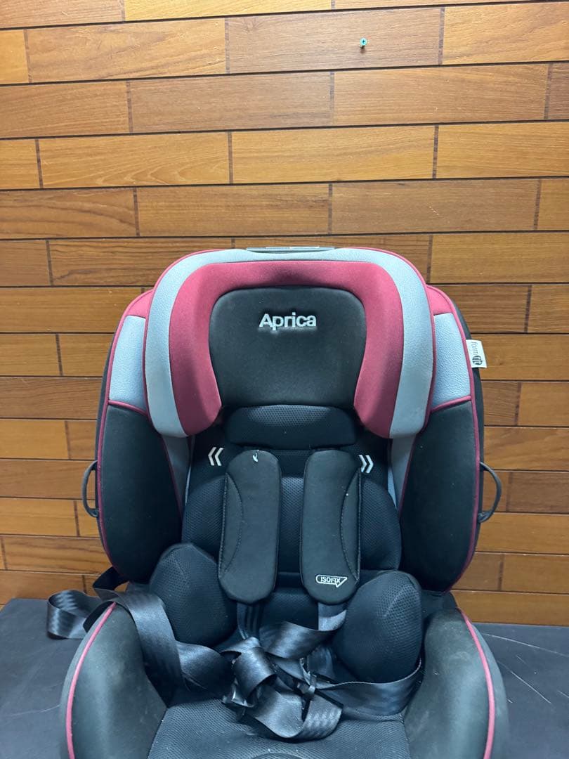 アップリカ フォームフィット チャイルドシート ISOFIX