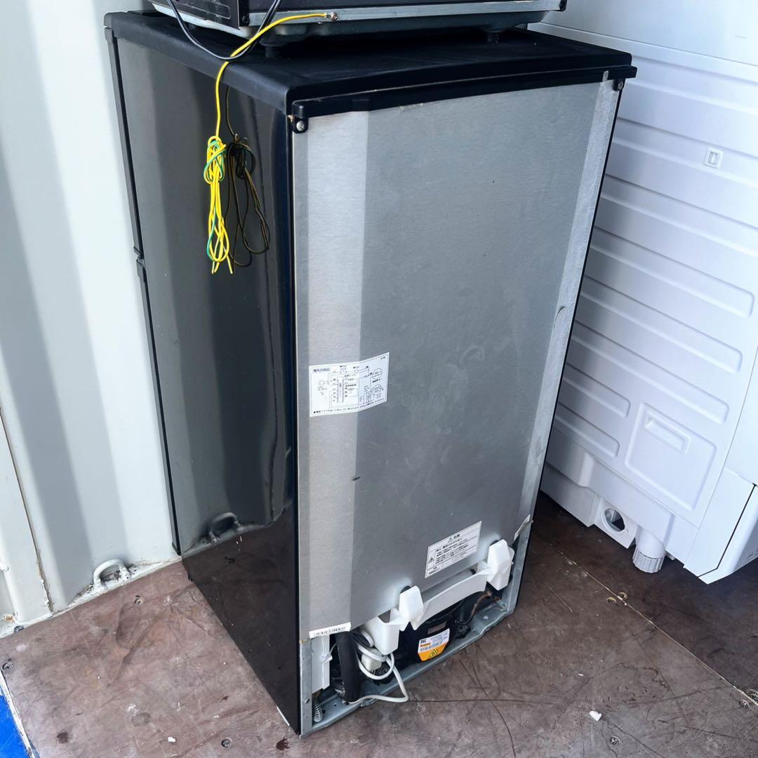 取付無料！完動品！スタイリッシュブラック小さめ便利サイズ冷蔵庫・電子レンジ！