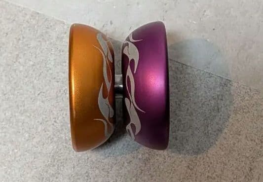 pyro light ヨーヨー