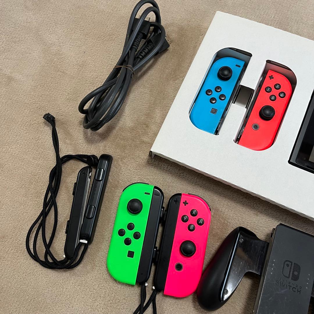 ニンテンドー　Switch本体　ケース付き　箱付き