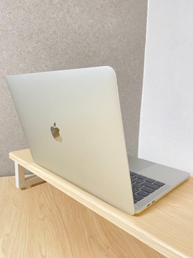 専用 MacBook Pro 16GB 指紋認証、タッチパネル／Office
