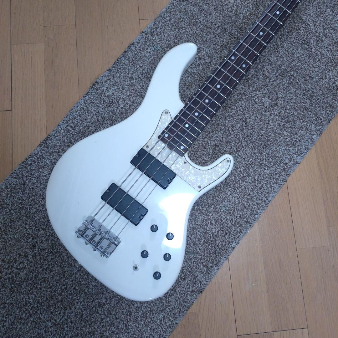 Bacchus TF-001 アクティブベース エレキベース