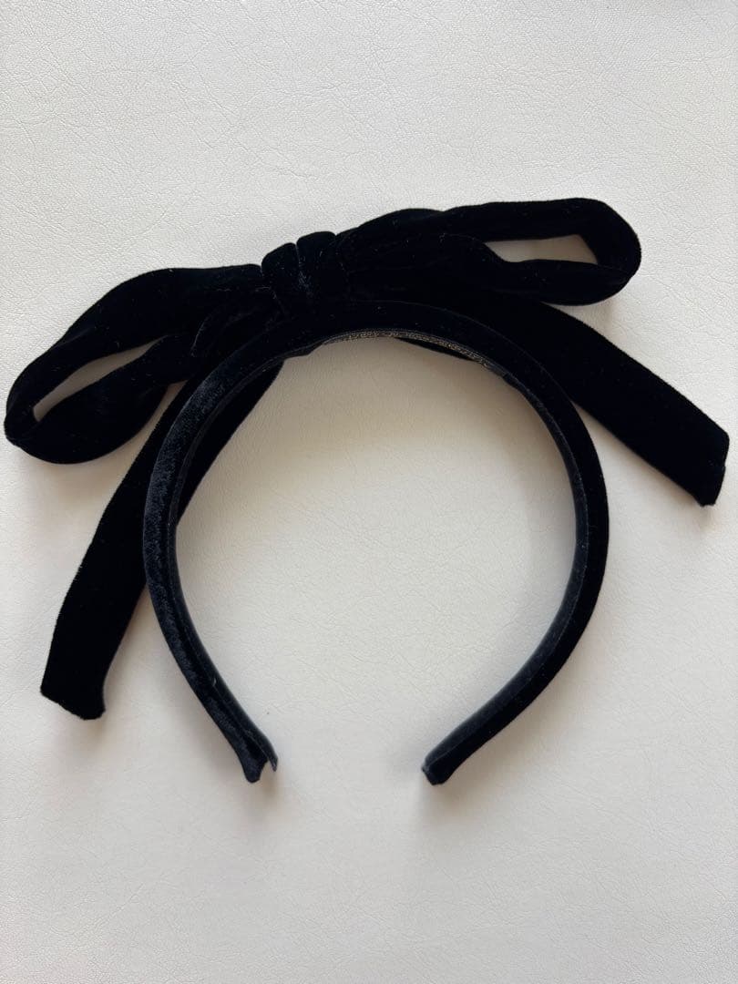 【美品】アレクサンドルドゥパリのベロアリボンカチューシャ（定価4.4万）