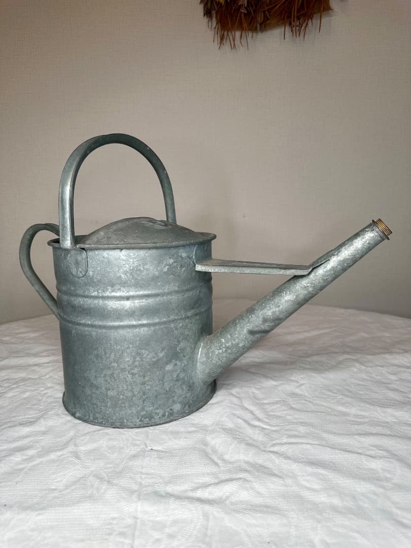 イギリス製 ブリキ ジョウロ HAWS