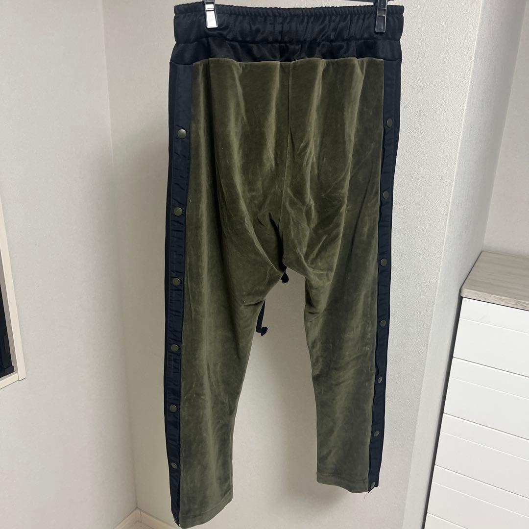 オリーブグリーン サルエルパンツ