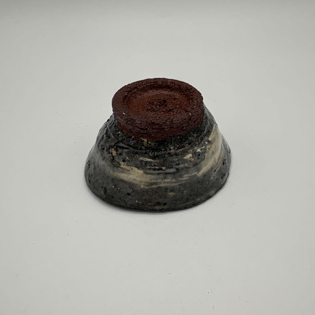 四代　真清水蔵六　刷毛目　酒盃