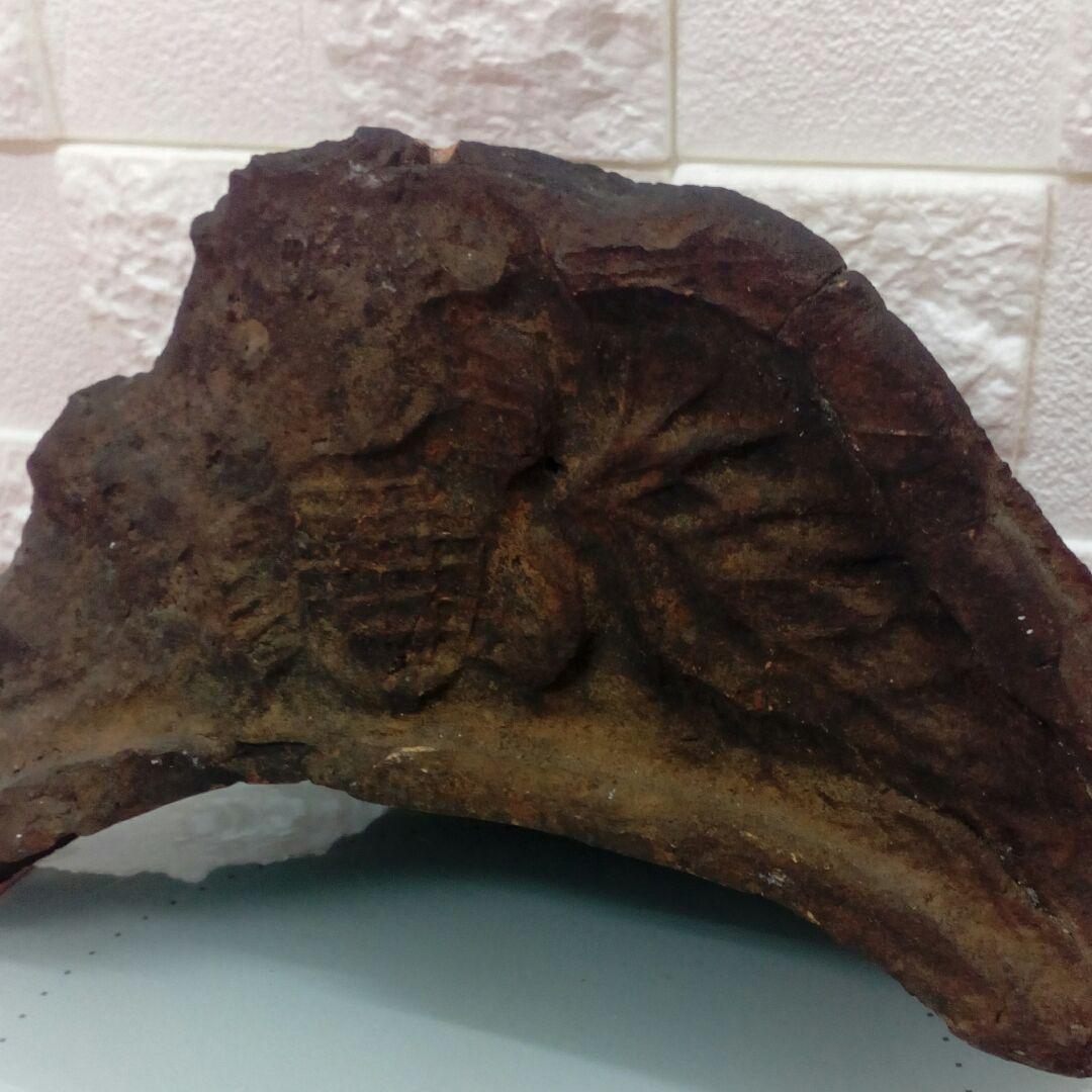 極稀少琉球古瓦城郭寺社灰茶褐色２００〜３３０年前頃レア当時物希少資料コレクション