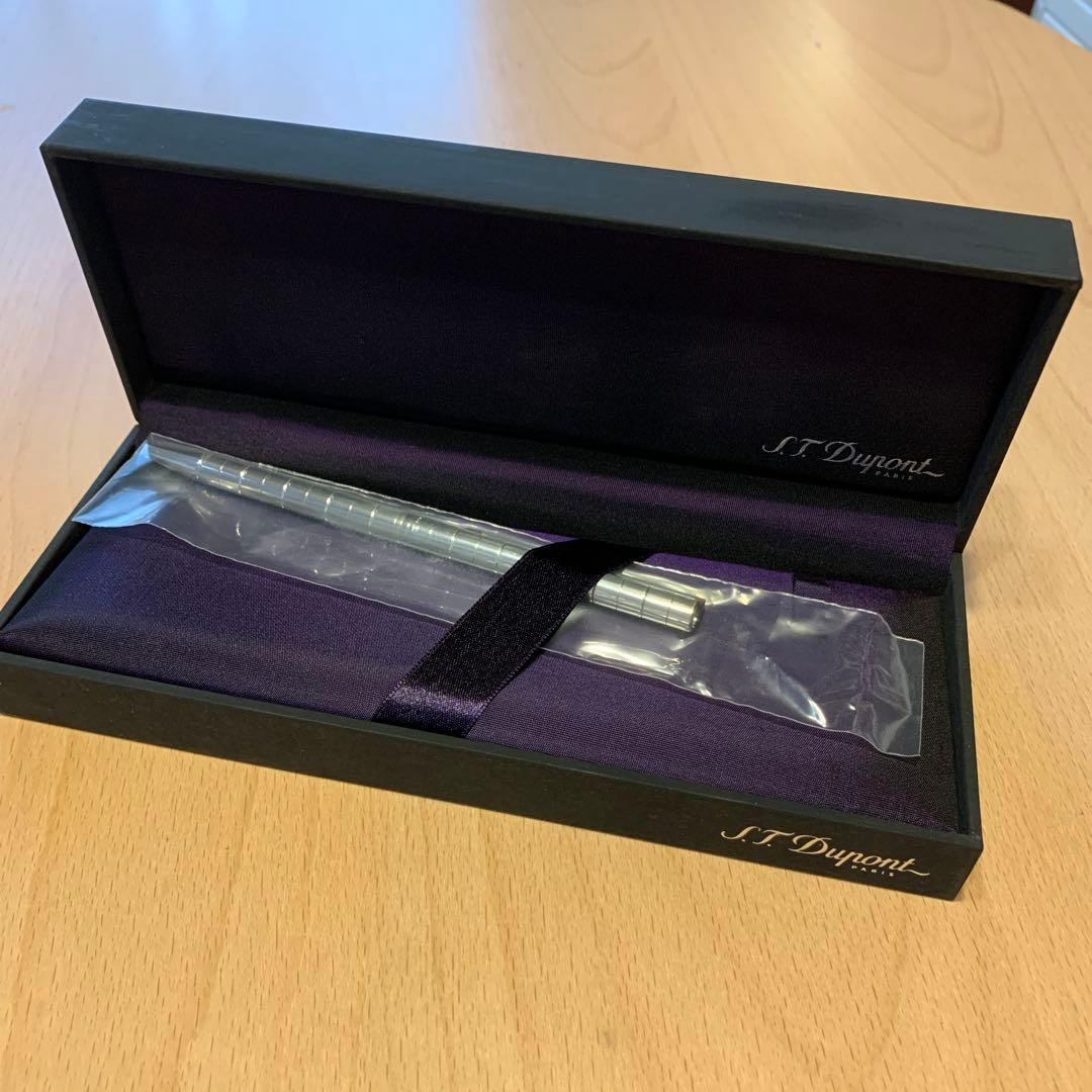 【未使用】S.T. Dupont シルバー ペン　専用ケース付き