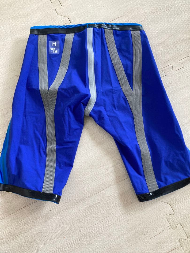 アリーナ　areana アクアフォース　M 高速水着