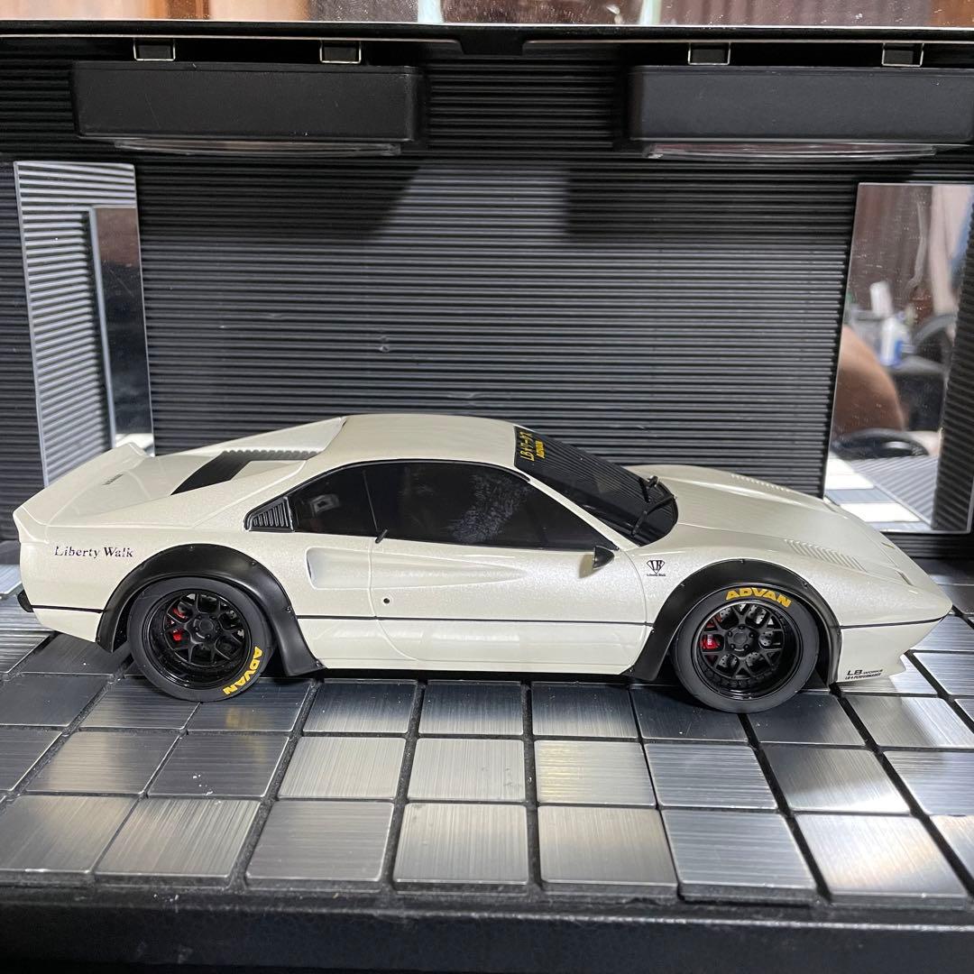 未展示品GTスピリット1/18 フェラーリ308GTB LBワークス400台限定