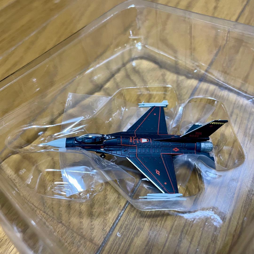 【未使用品】HERPA 1/200 F-16C AGGRESSOR WRAITH