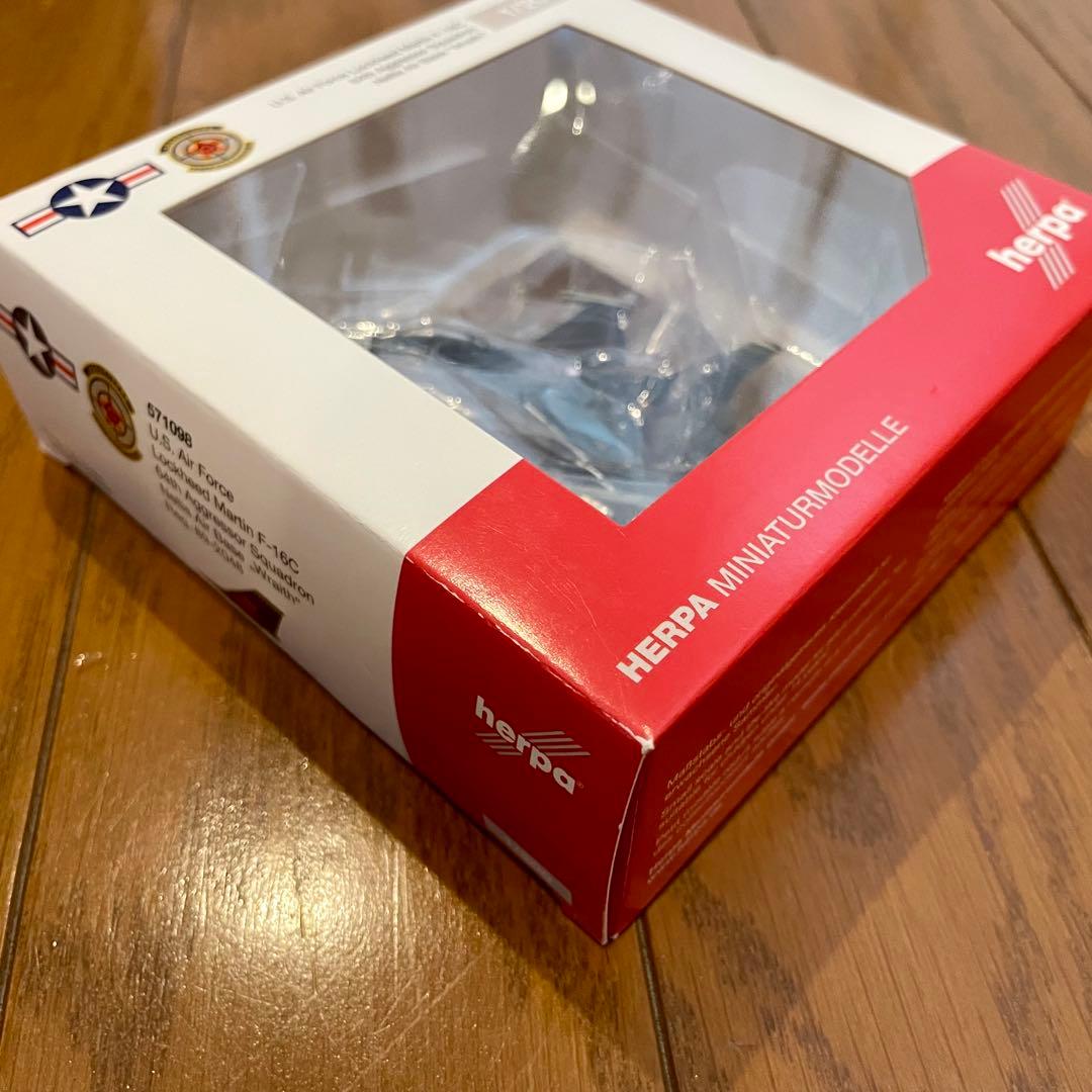 【未使用品】HERPA 1/200 F-16C AGGRESSOR WRAITH