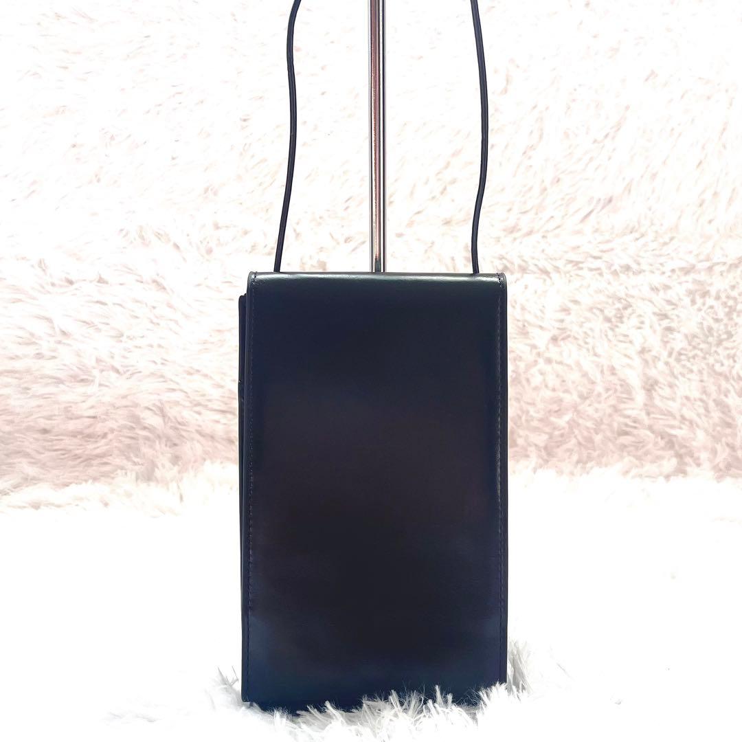 エトレトウキョウ ショルダーバッグ ブラック レザー レザーコードミニショルダー