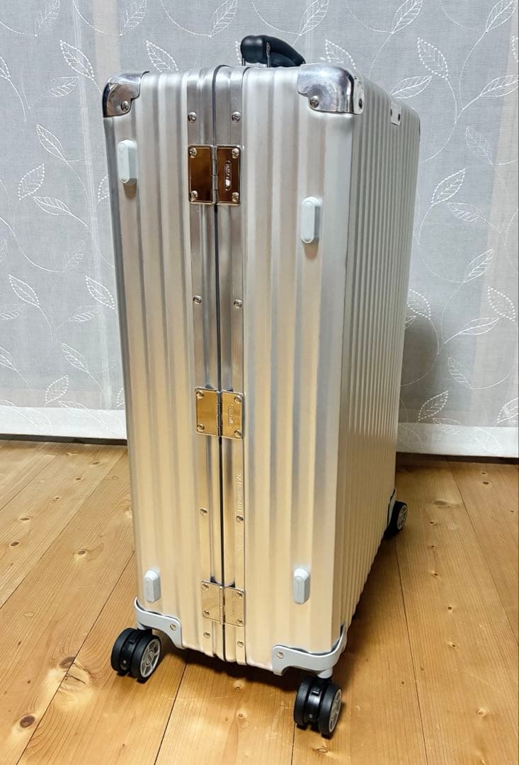 【美品】 リモワ クラシックフライト 4輪 マルチホイール 63L 廃盤モデル