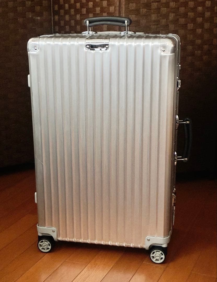 【美品】 リモワ クラシックフライト 4輪 マルチホイール 63L 廃盤モデル