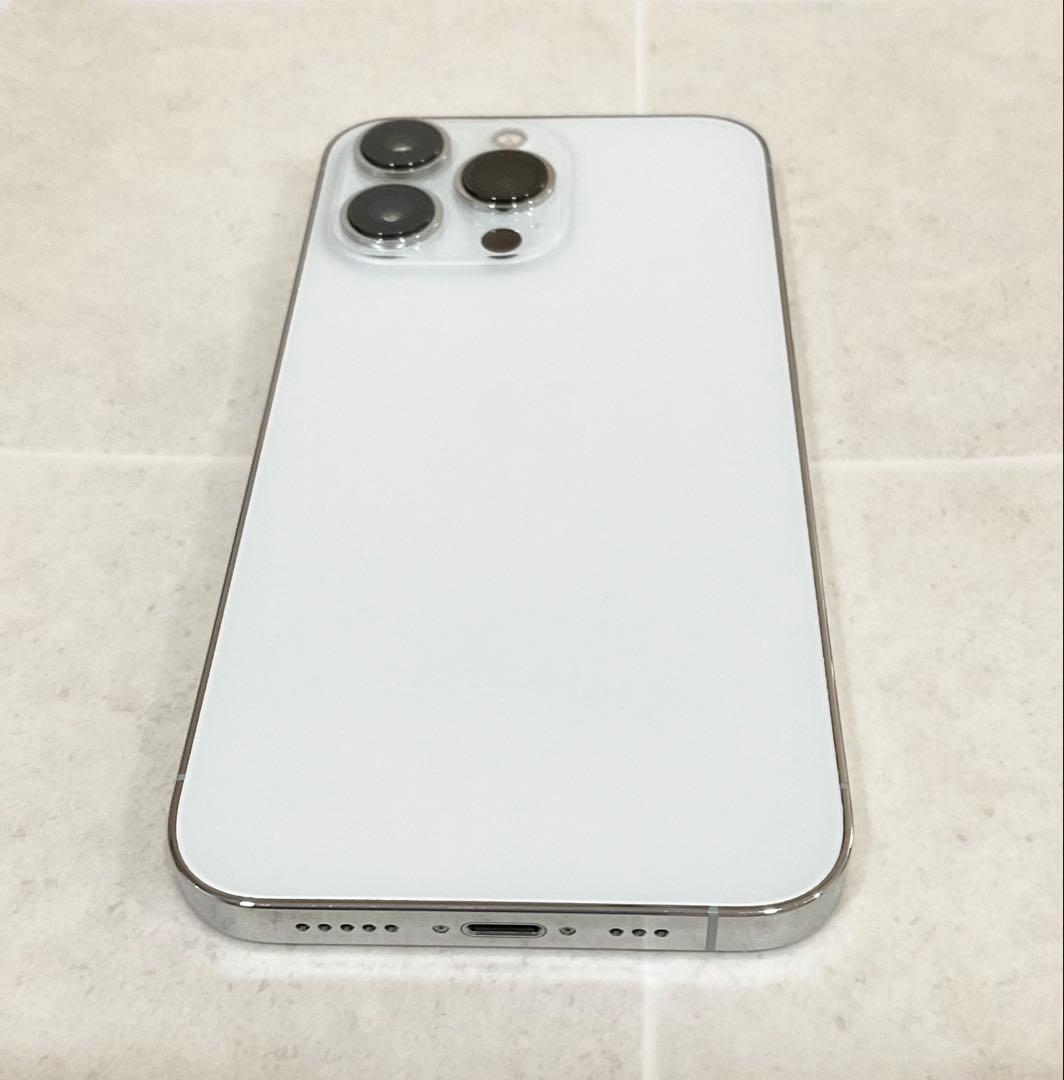 iPhone13pro 256GB SIMフリー　バッテリーの状態100%