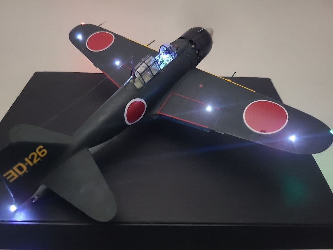 マギウス (零式艦上戦闘機52型甲 リアルモーターライズ完成品)