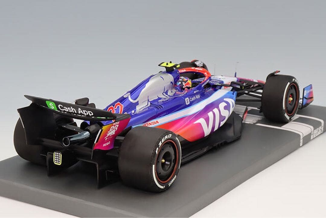 ミニチャンプス 1/18 レーシング・ブルズ 2024 マイアミGP 角田裕毅