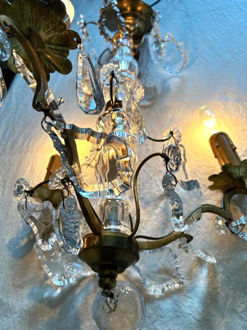 フランスアンティーク　シャンデリア　３灯　ガラスドロップ　シャビー　店舗什器