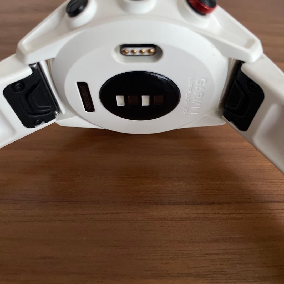 極美品 ガーミン S62 アプローチ ホワイト garmin S62