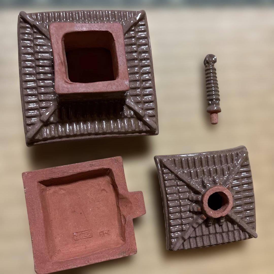 茶色陶器 二重の塔の置物　赤膚焼 更に10％値下げしました！