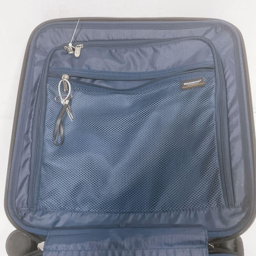 【良品】BERMAS バーマスINTER CITY USB付スーツケース 33L