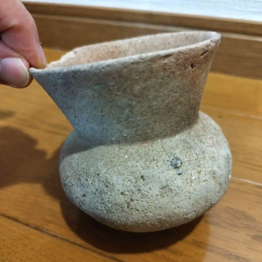 m*a様 発掘品　弥生土器の小壺　シャープな形　珍しい状態良好！