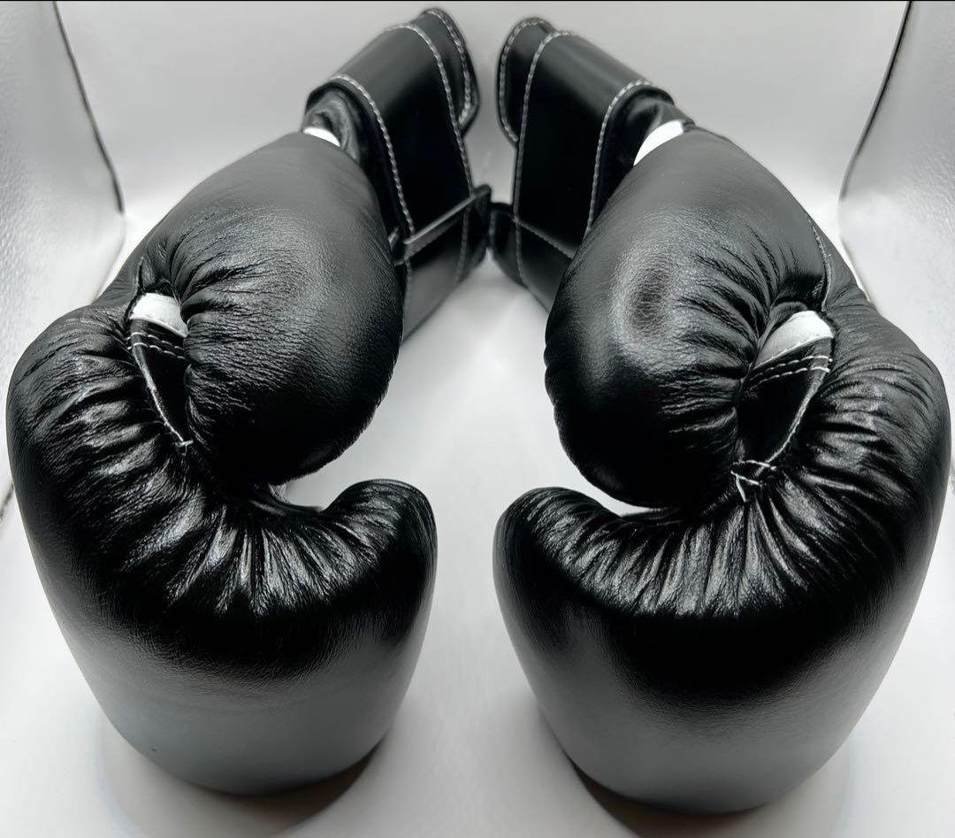 Winning グローブ 10オンス ブラック