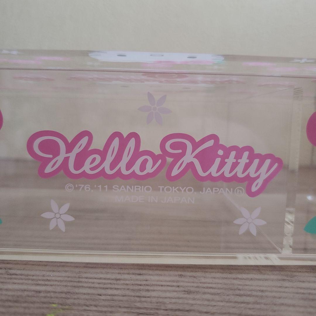 希少！　ハローキティ フタ付き収納ボックス　 コットン綿棒/アクセサリーケース
