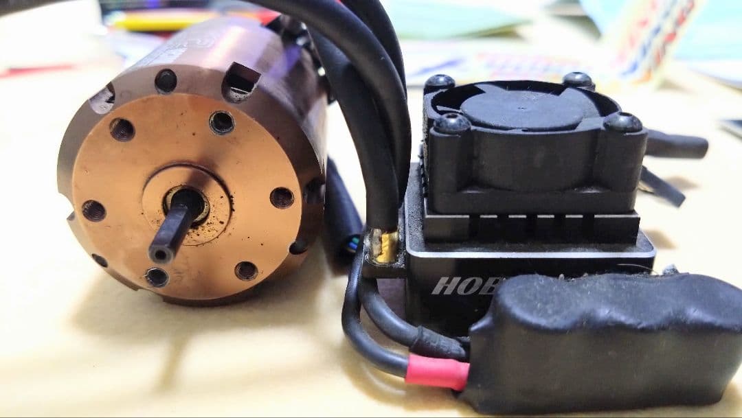 XERUN V3 120A ESC & X12 VECTOR17.5tモーター