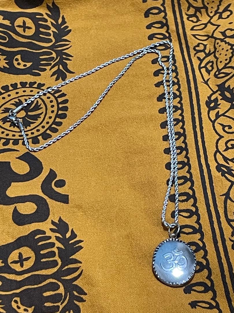 【新品】オームペンダント　クリシュナペンダントトップおまけつき　藤井風さん愛用