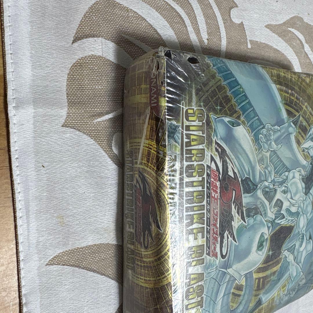 遊戯王OCG スターストライクブラスト 未開封