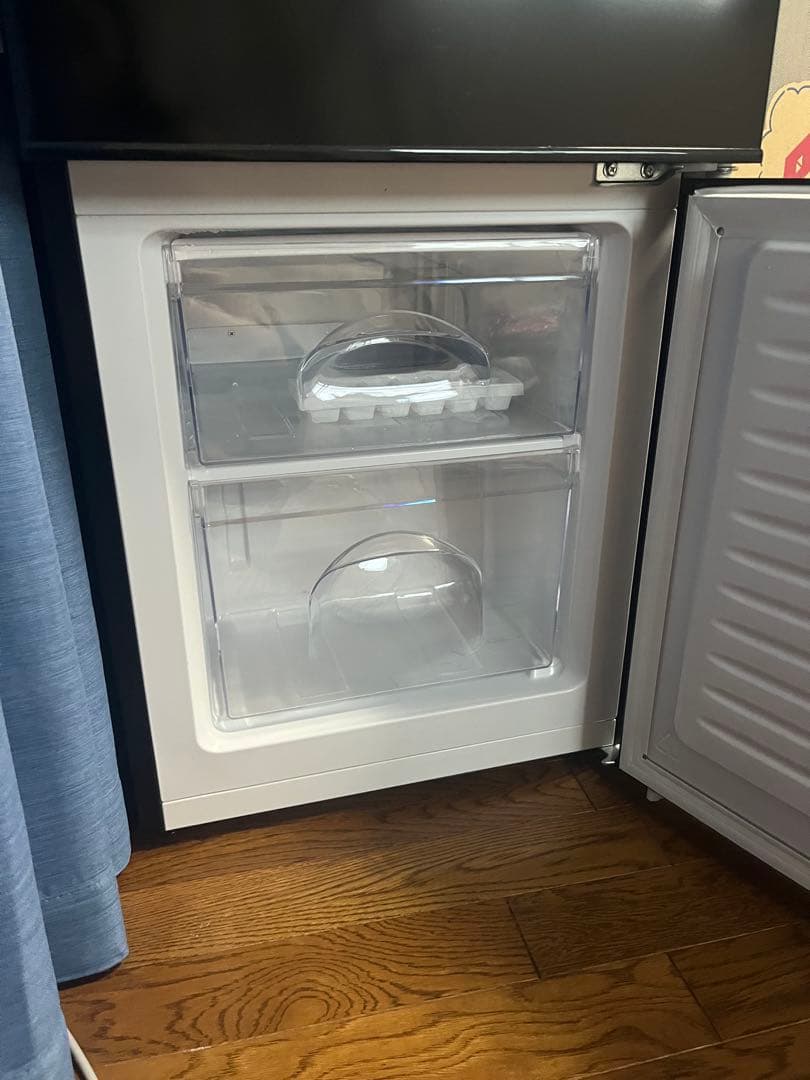 冷蔵庫106リットル　一人暮らし　黒　ブラック　ニトリ