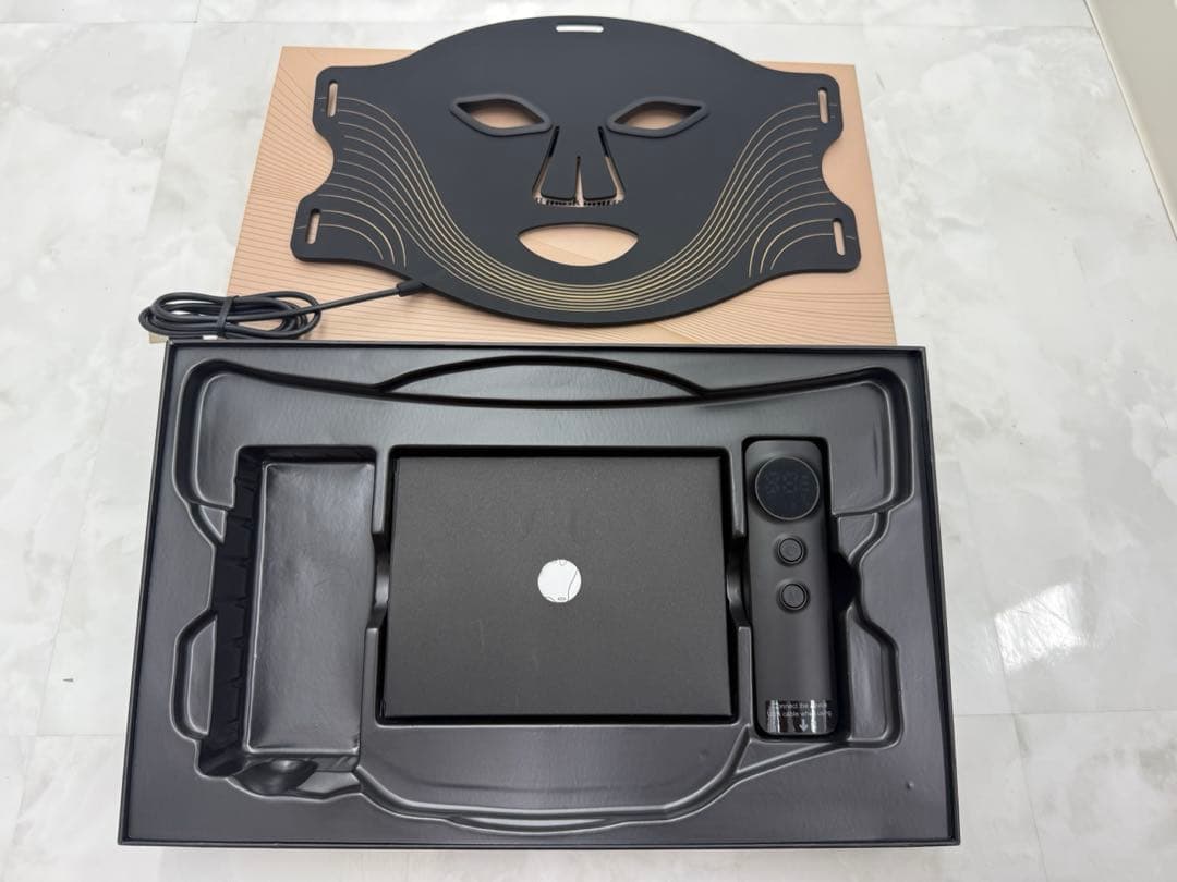 Photon Skin LED Mask CURRENTBODY 同等品