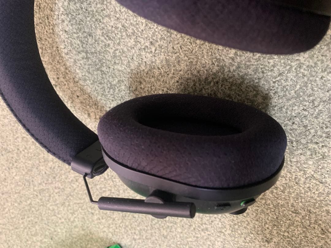 Razer BLACKSHARK V2 PRO ワイヤレスゲーミングヘッドセット