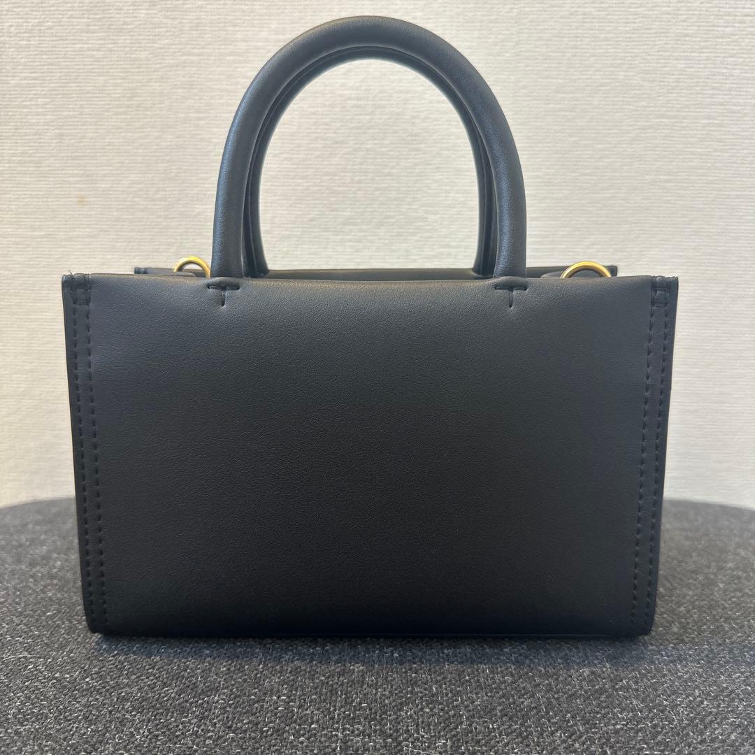 トリーバーチ　エラ　バイオミニトート　バック　ブラック　正規品