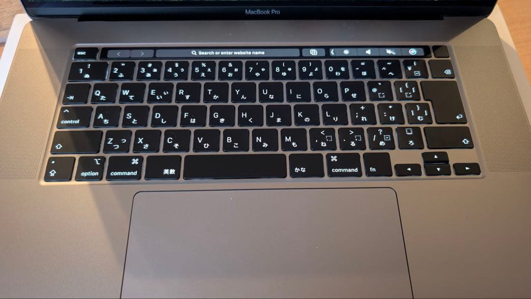 MacBook Pro 16インチ Model No. : A2141