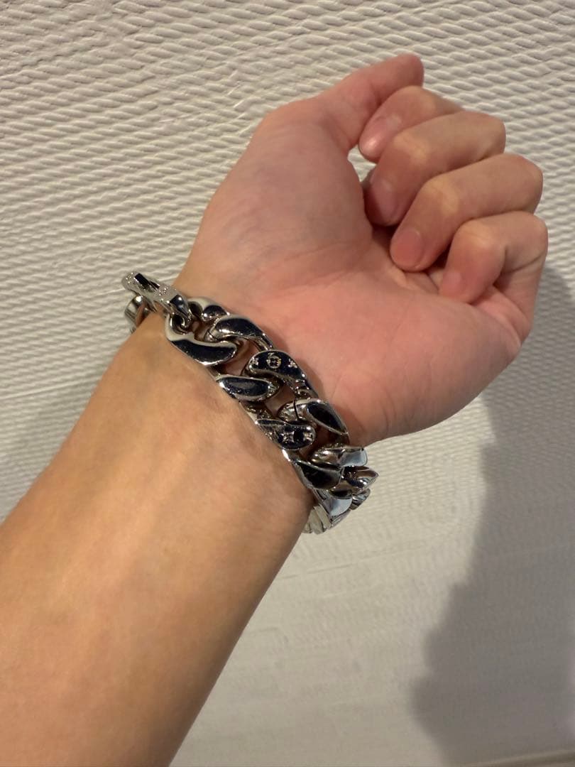 LOUIS VUITTON シルバーチェーンブレスレット