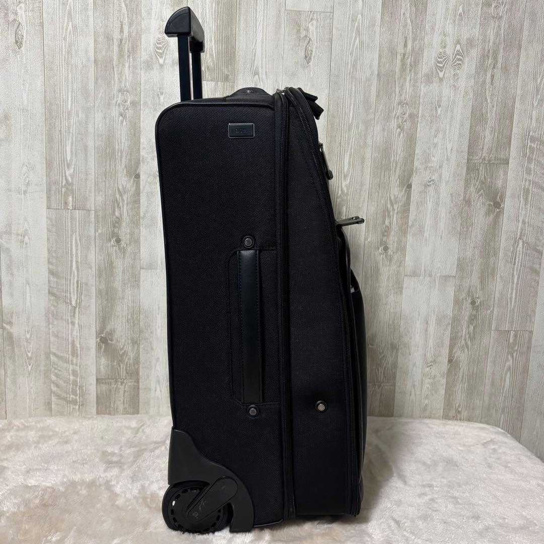 エース キャリーケース スーツケース PC収納 機内持込可