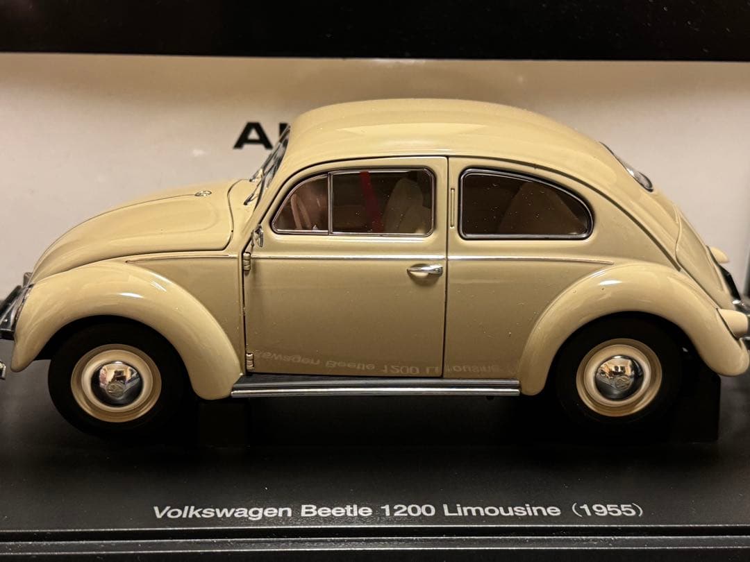 オートアート1/18 Volkswagen Beetle 1200