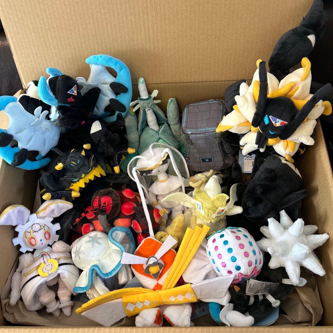 ポケモンfit ぬいぐるみ　ウルトラビースト