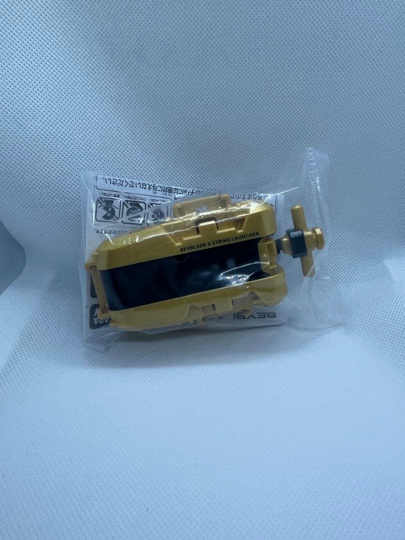 ベイブレードX ストリングランチャー　ゴールドver