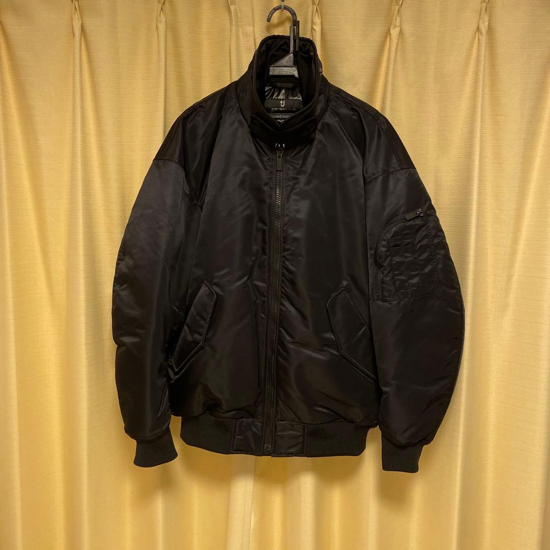 【廃盤品】ユニクロ ダウンオーバーサイズリブブルゾン